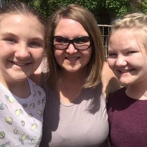 Meet your Posher, Carrie